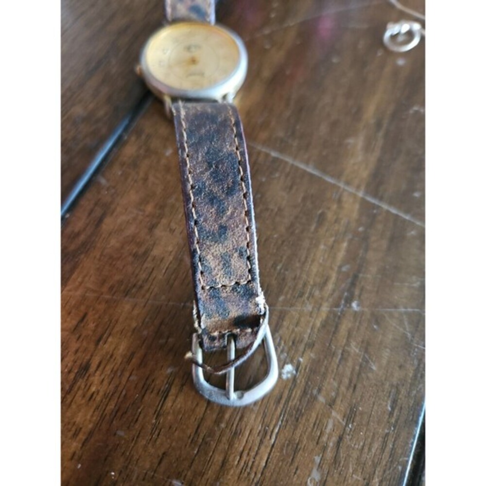 Vintage Vivani Ladies Quartz Watch Gold Tone Leather band - Picture 5 of 6